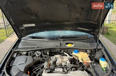 Универсал Audi A6 2003 в Нововолынске