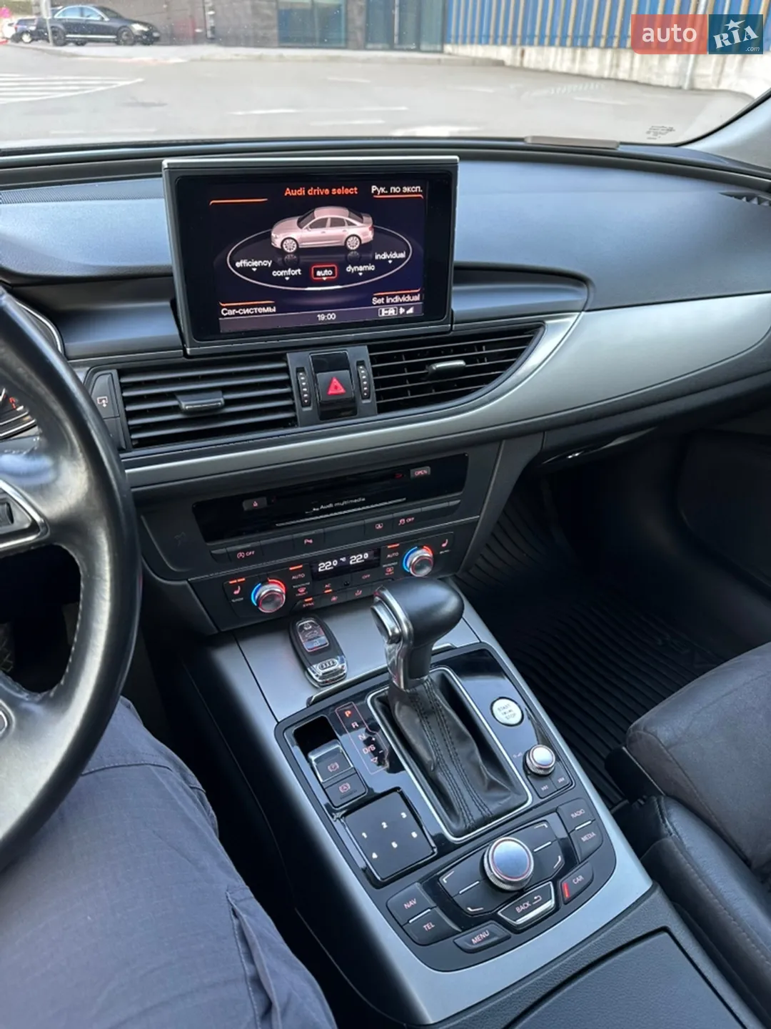 2012 Audi A6 - мініатюра 3