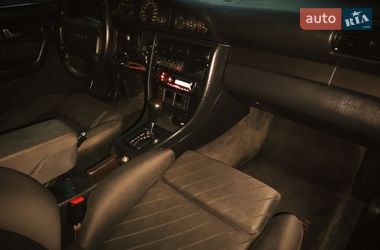 Седан Audi A6 1995 в Одесі