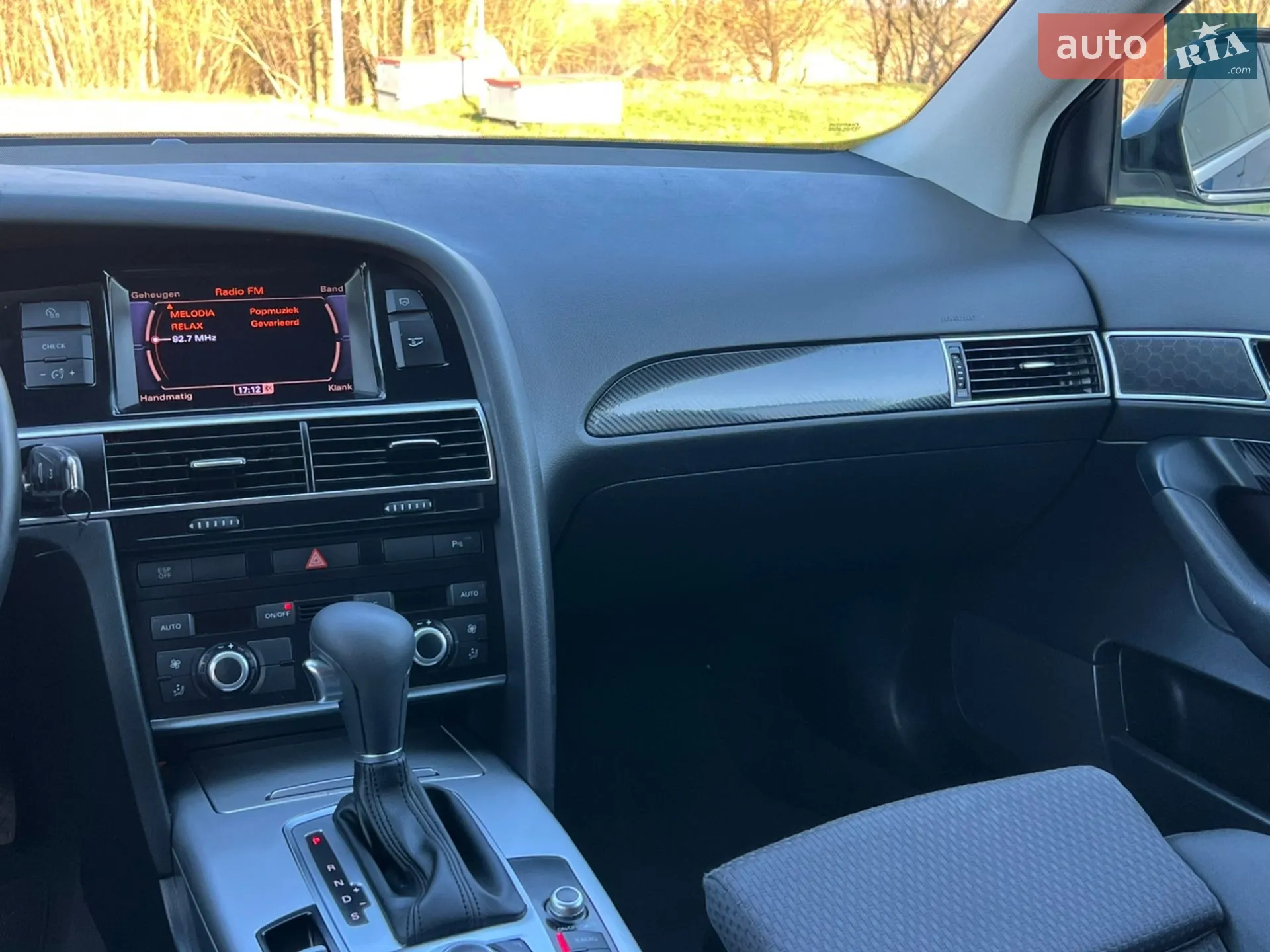 2010 Audi A6 - мініатюра 24
