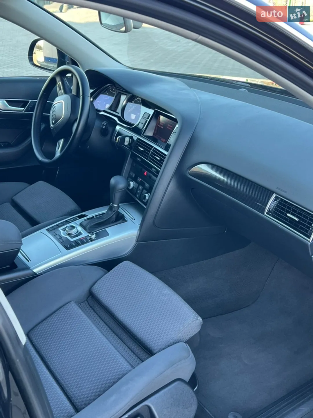 2010 Audi A6 - мініатюра 31