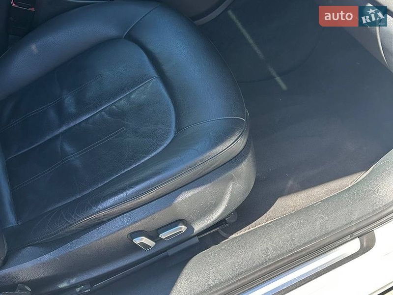 Седан Audi A6 2015 в Долине