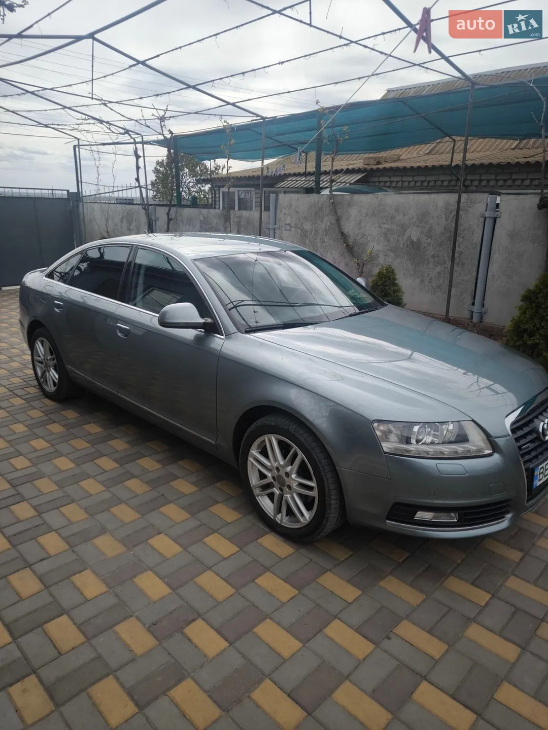 2010 Audi A6 - мініатюра 2
