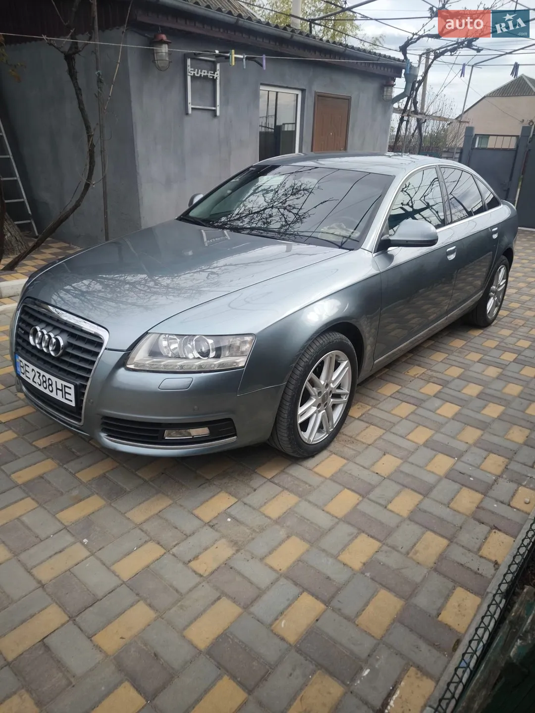 2010 Audi A6 - мініатюра 3