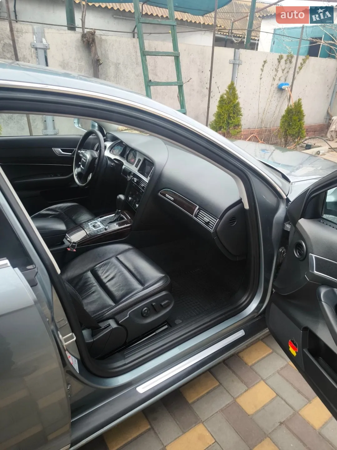 2010 Audi A6 - мініатюра 4