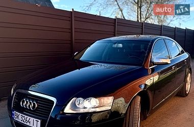 Седан Audi A6 2004 в Гощі