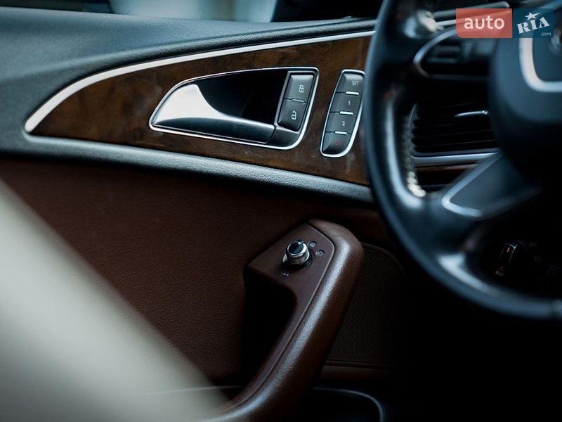 Седан Audi A6 2012 в Киеве