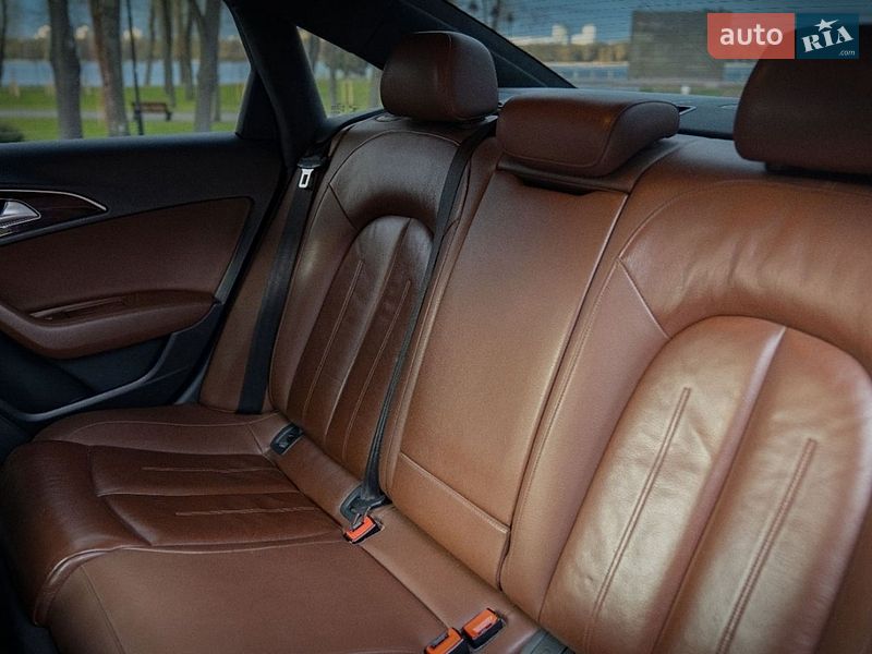 Седан Audi A6 2012 в Киеве