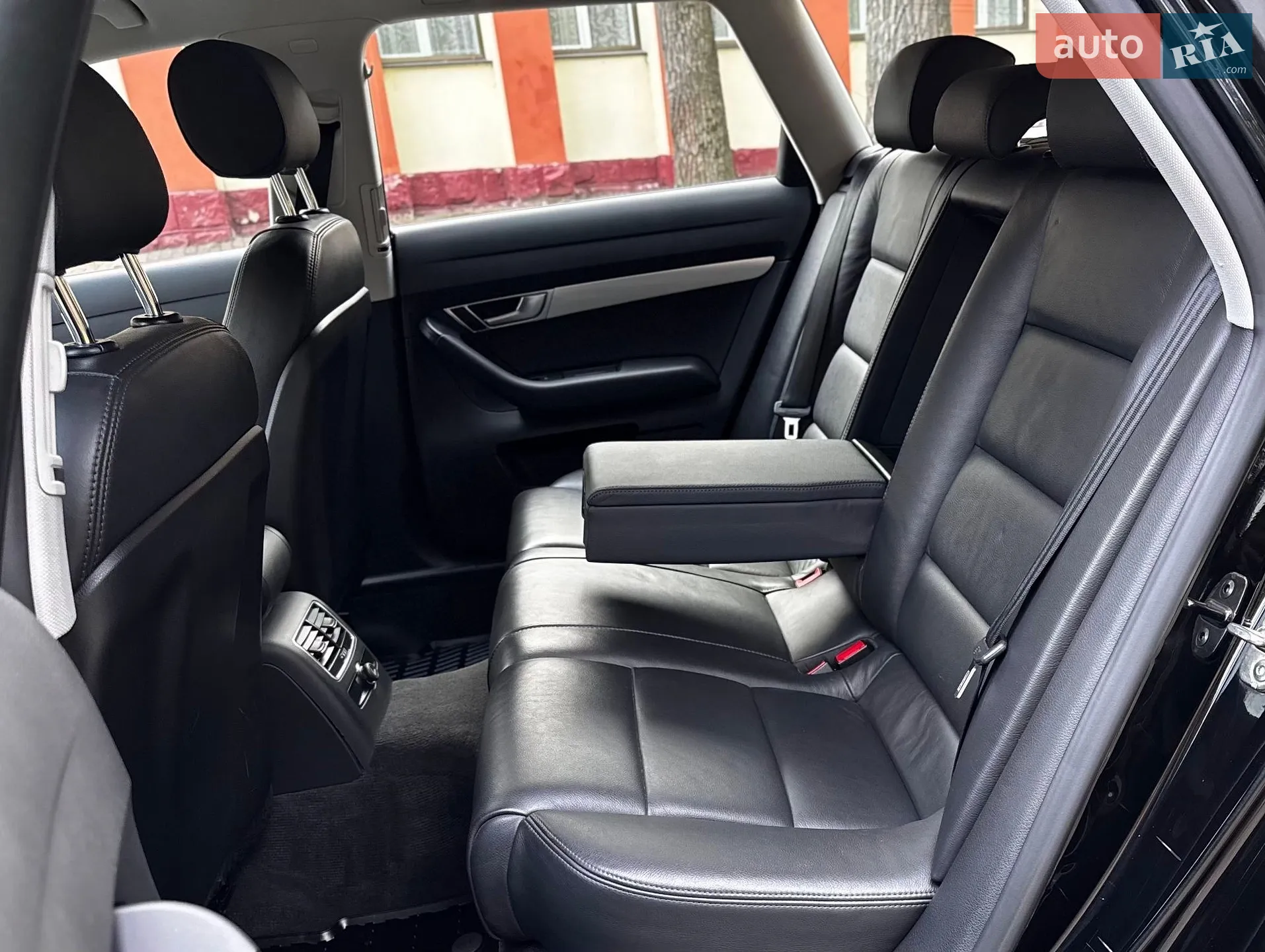 2010 Audi A6 - мініатюра 67