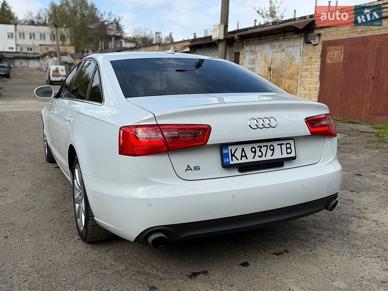 Седан Audi A6 2014 в Киеве