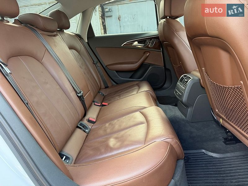 Седан Audi A6 2014 в Киеве