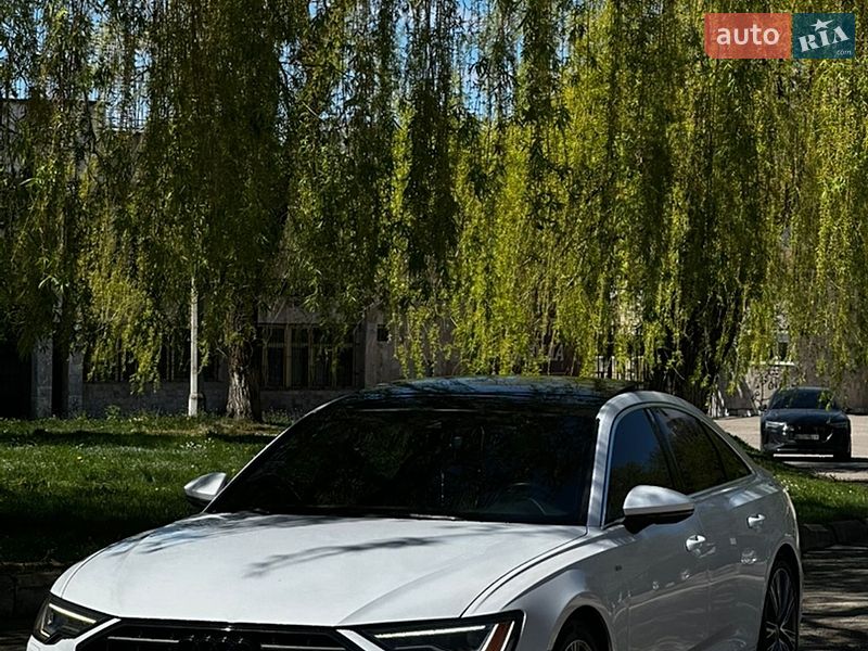 Седан Audi A6 2019 в Ивано-Франковске