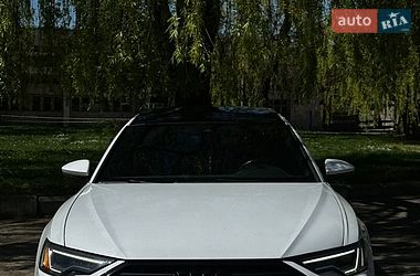 Седан Audi A6 2019 в Ивано-Франковске