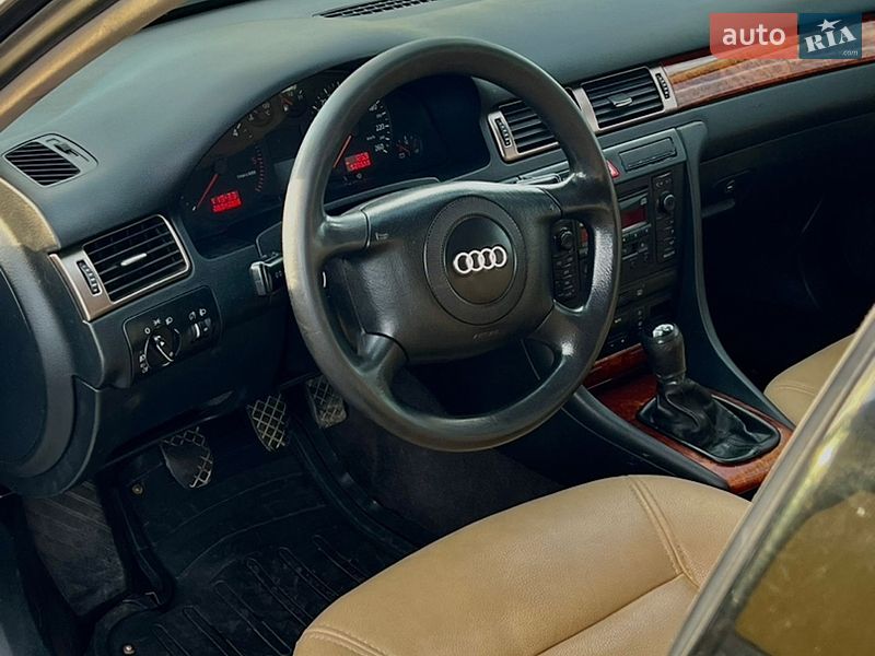 Універсал Audi A6 2000 в Рівному