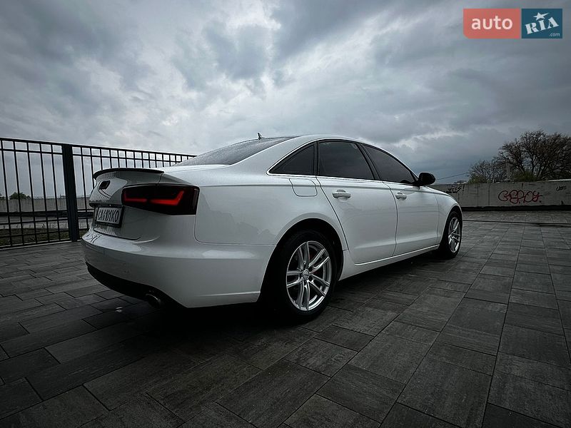 Седан Audi A6 2012 в Дніпрі