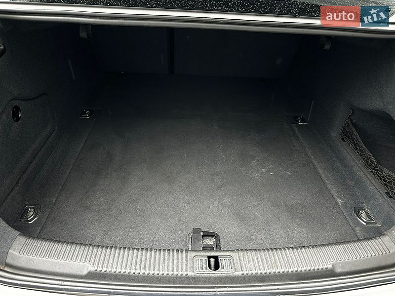 Седан Audi A6 2012 в Дніпрі