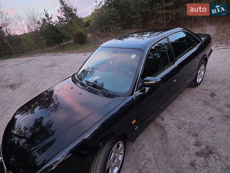 Седан Audi A6 1996 в Чернигове