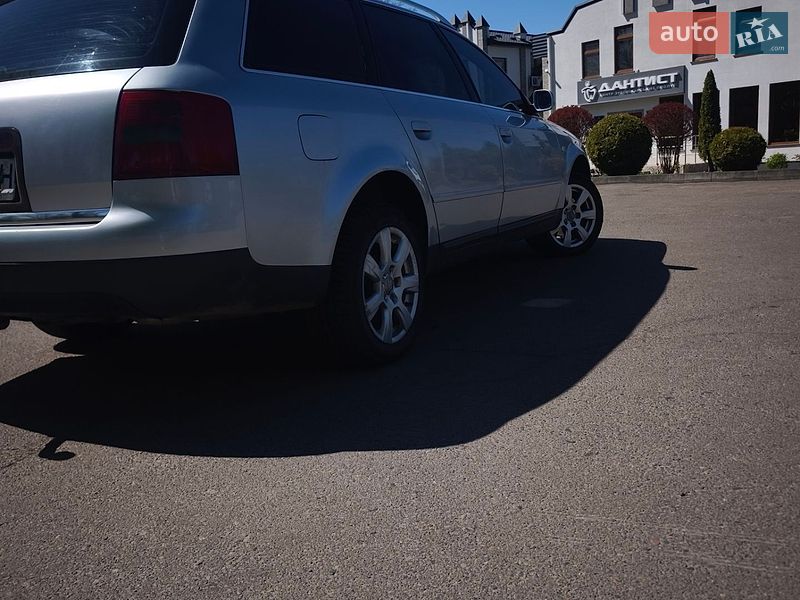 Універсал Audi A6 1999 в Вараші