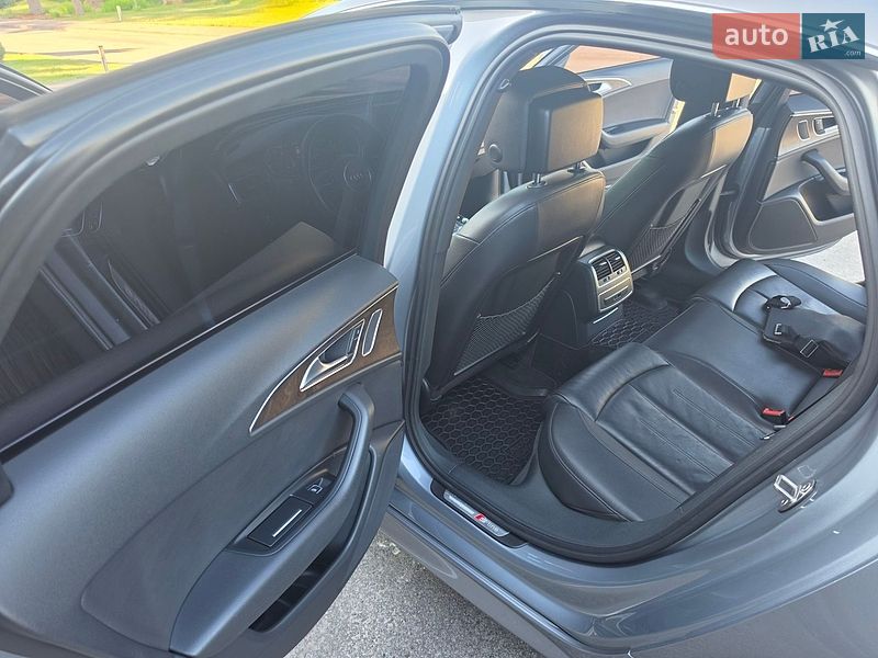 Седан Audi A6 2015 в Дніпрі
