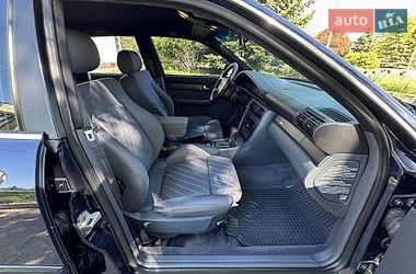 Седан Audi A6 1996 в Дніпрі