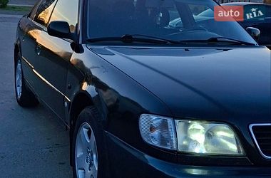 Седан Audi A6 1995 в Вараші