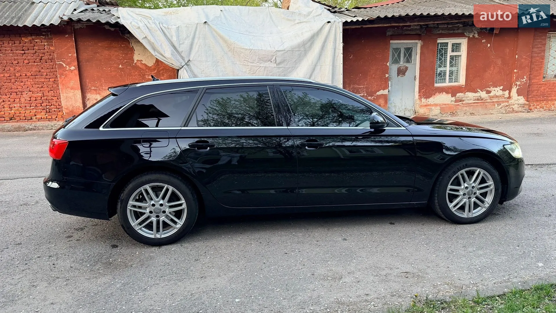 2011 Audi A6 - мініатюра 2