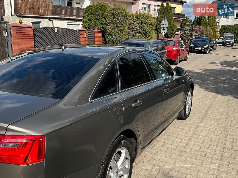 Седан Audi A6 2011 в Владимире