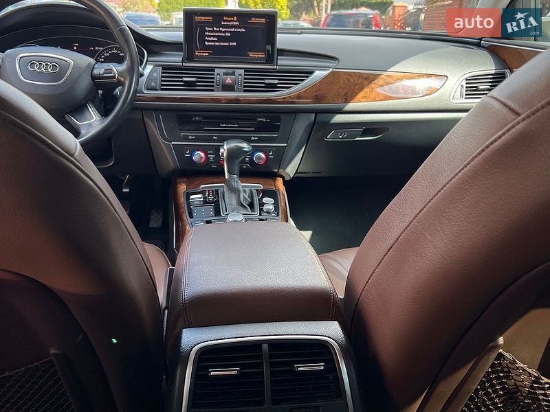 Седан Audi A6 2011 в Владимире