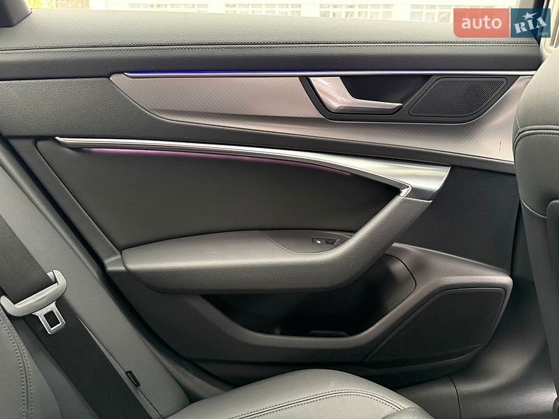 Седан Audi A6 2023 в Киеве