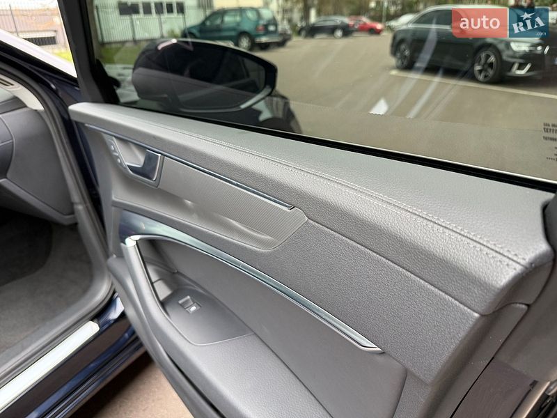 Седан Audi A6 2023 в Киеве