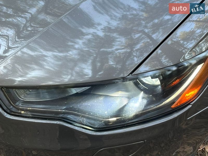 Седан Audi A6 2012 в Киеве