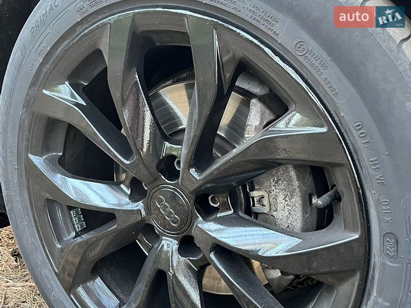 Седан Audi A6 2012 в Киеве