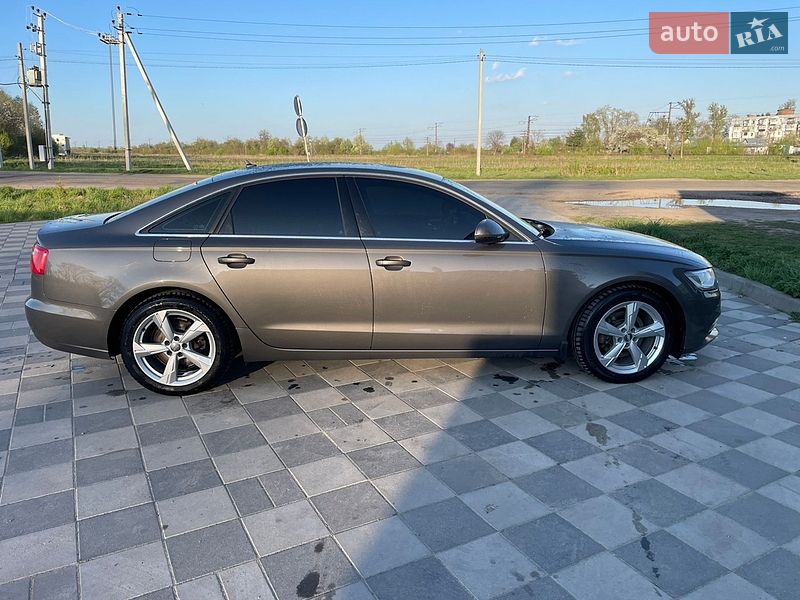 Седан Audi A6 2014 в Львове