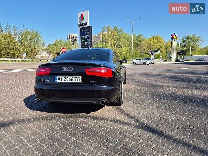 Седан Audi A6 2014 в Киеве