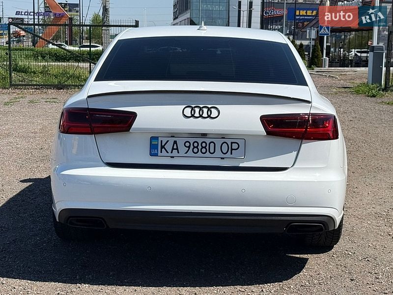 Седан Audi A6 2015 в Киеве