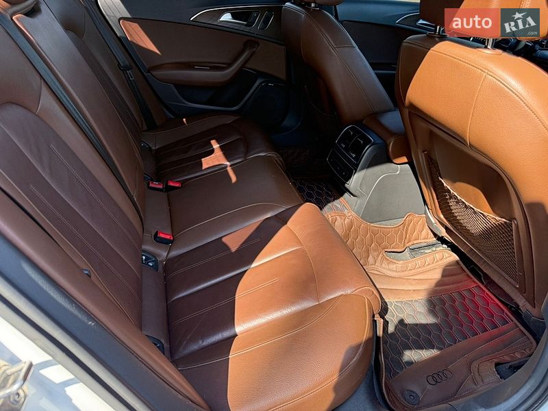 Седан Audi A6 2015 в Киеве