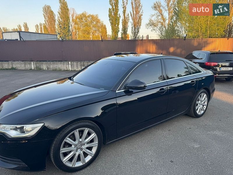 Седан Audi A6 2012 в Киеве