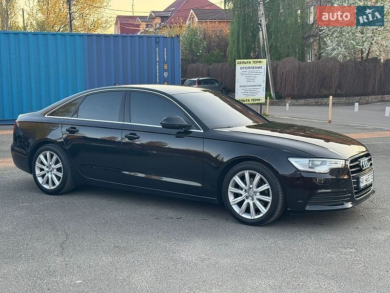Седан Audi A6 2012 в Киеве