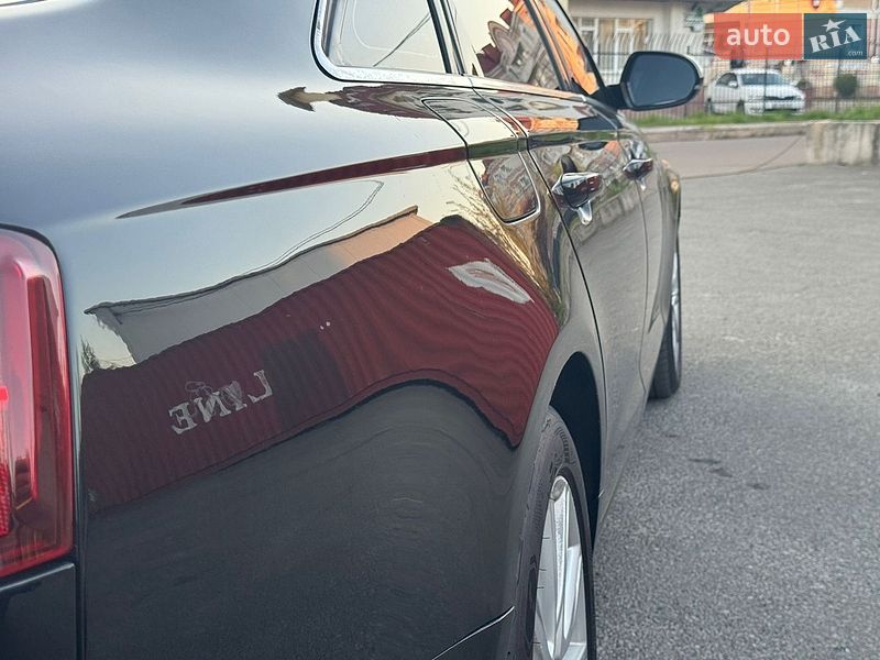 Седан Audi A6 2012 в Киеве