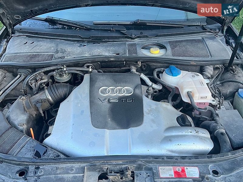 Седан Audi A6 2001 в Городке