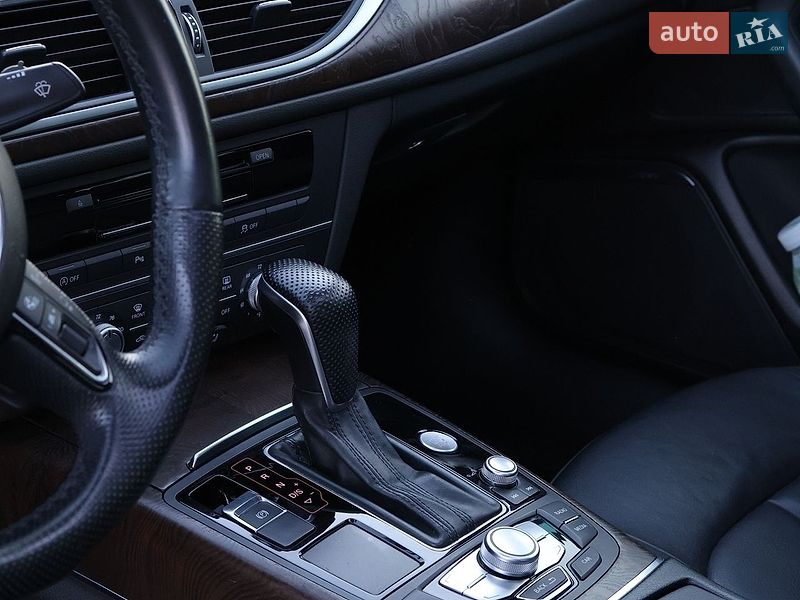 Седан Audi A6 2015 в Луцьку