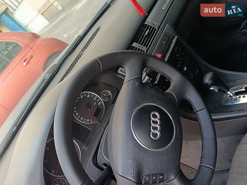 Универсал Audi A6 2003 в Киеве