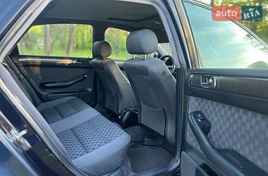 Седан Audi A6 1998 в Жовкве