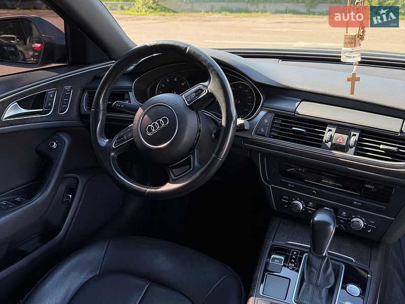 Седан Audi A6 2016 в Киеве