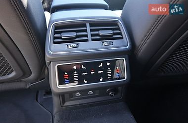 Седан Audi A6 2022 в Киеве