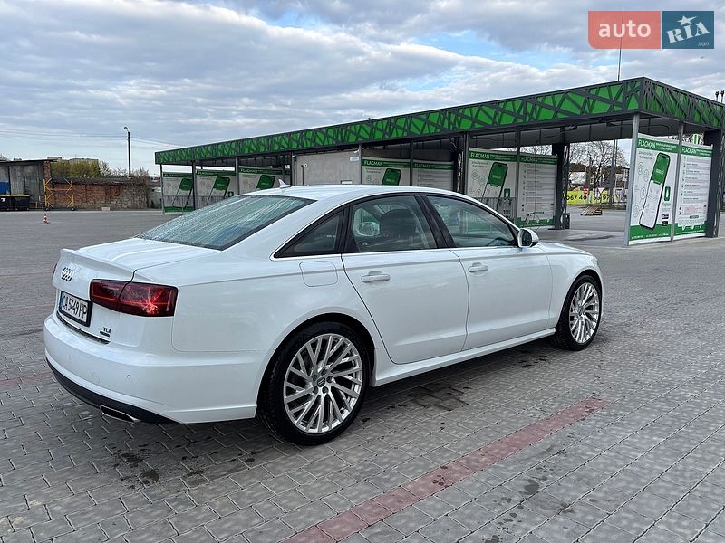 Седан Audi A6 2016 в Киеве