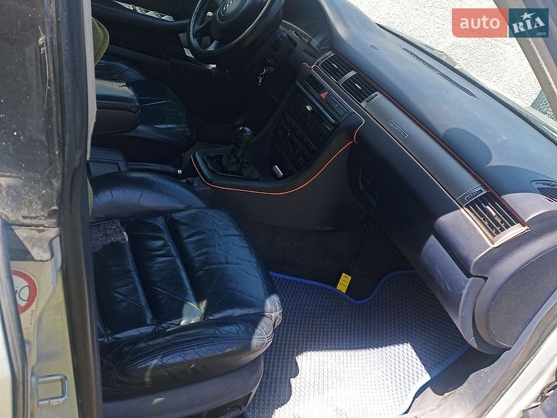 Универсал Audi A6 1999 в Рудки