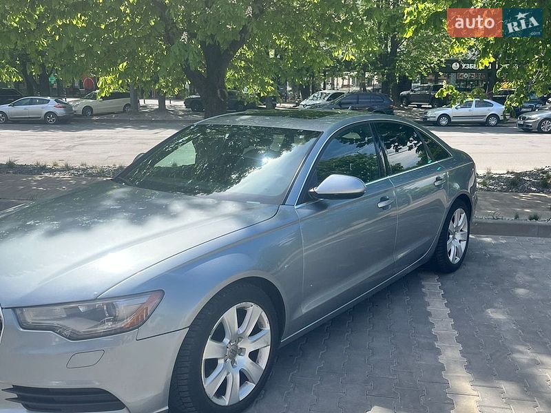 Седан Audi A6 2014 в Луцке
