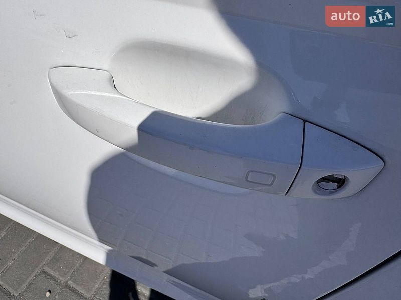 Седан Audi A6 2013 в Львове