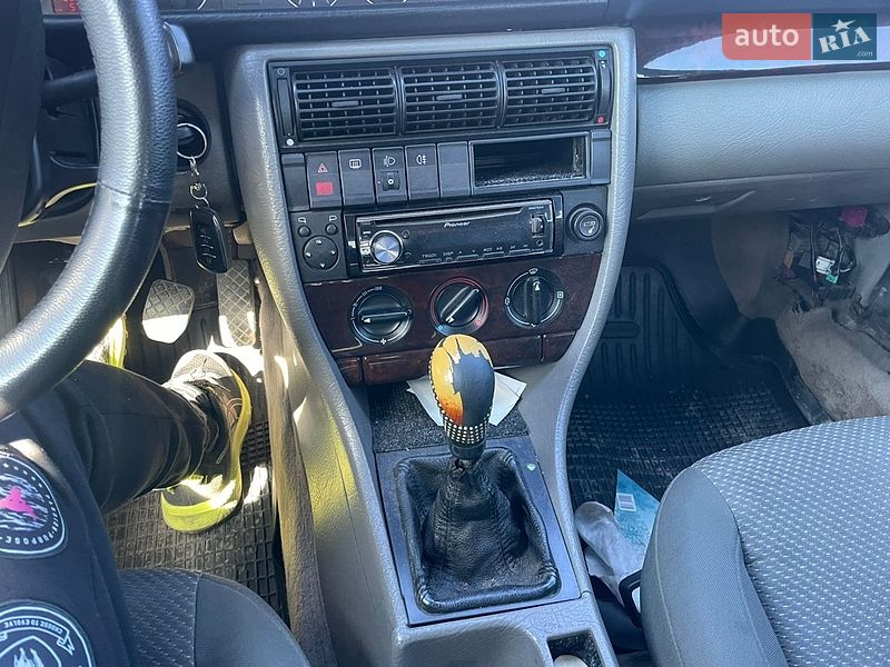 Седан Audi A6 1996 в Хмельницком